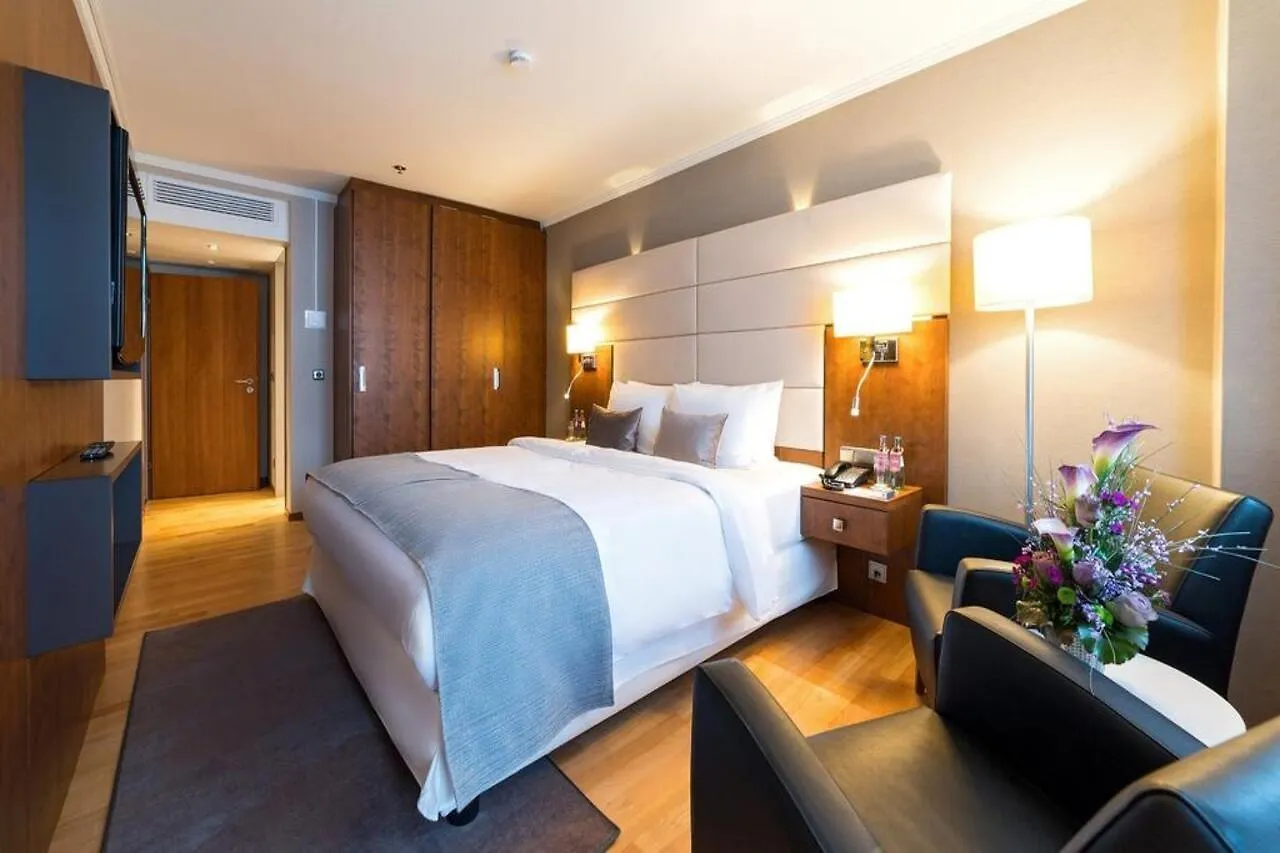 Crowne Plaza Frankfurt Congress Hotel By Ihg Frankfurt am Main 4*,  Deutschland